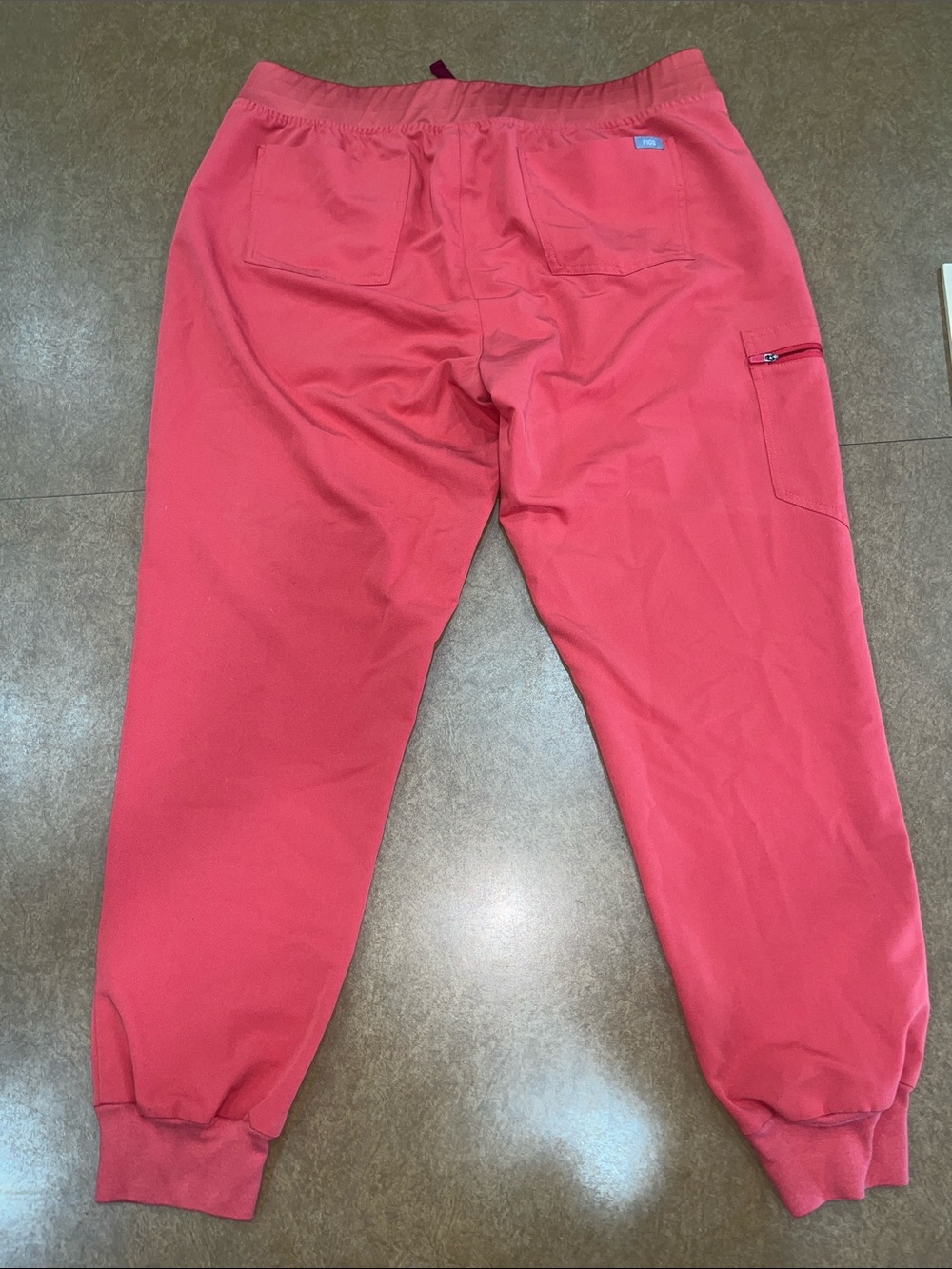 FIGS • Mandarin Color • Zamora Joggers • Rafaela Top • Like NEW • Size L/XL - Picture 14 of 16